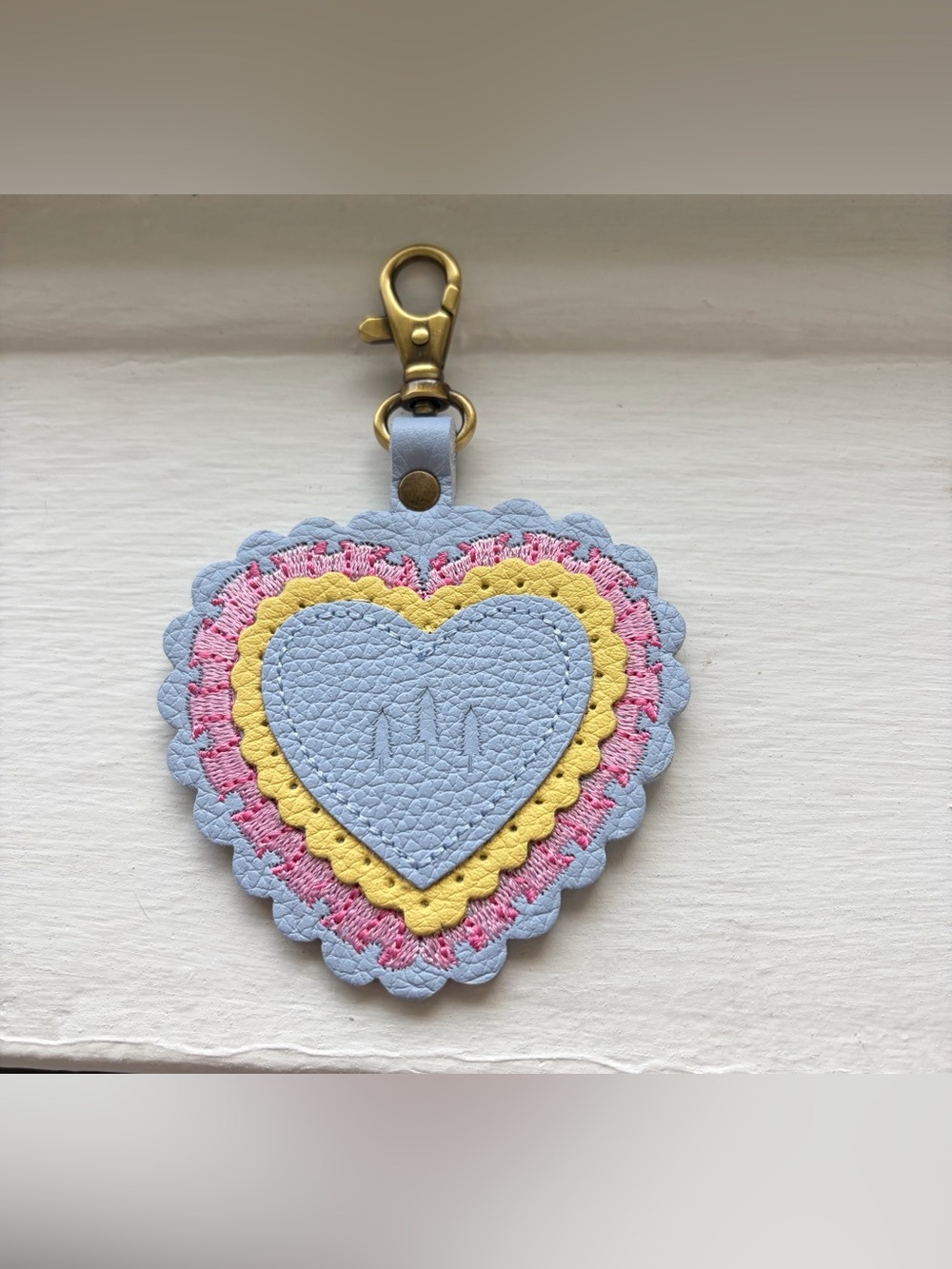 Portland Leather Goods Sweetheart Keychain in Skyway ☀️🩵💗💛 NWOT